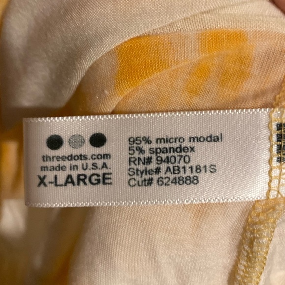 Three Dots for Bloomingdale’s. Tie dye drape      t-shirt. Size XL - Picture 4 of 4